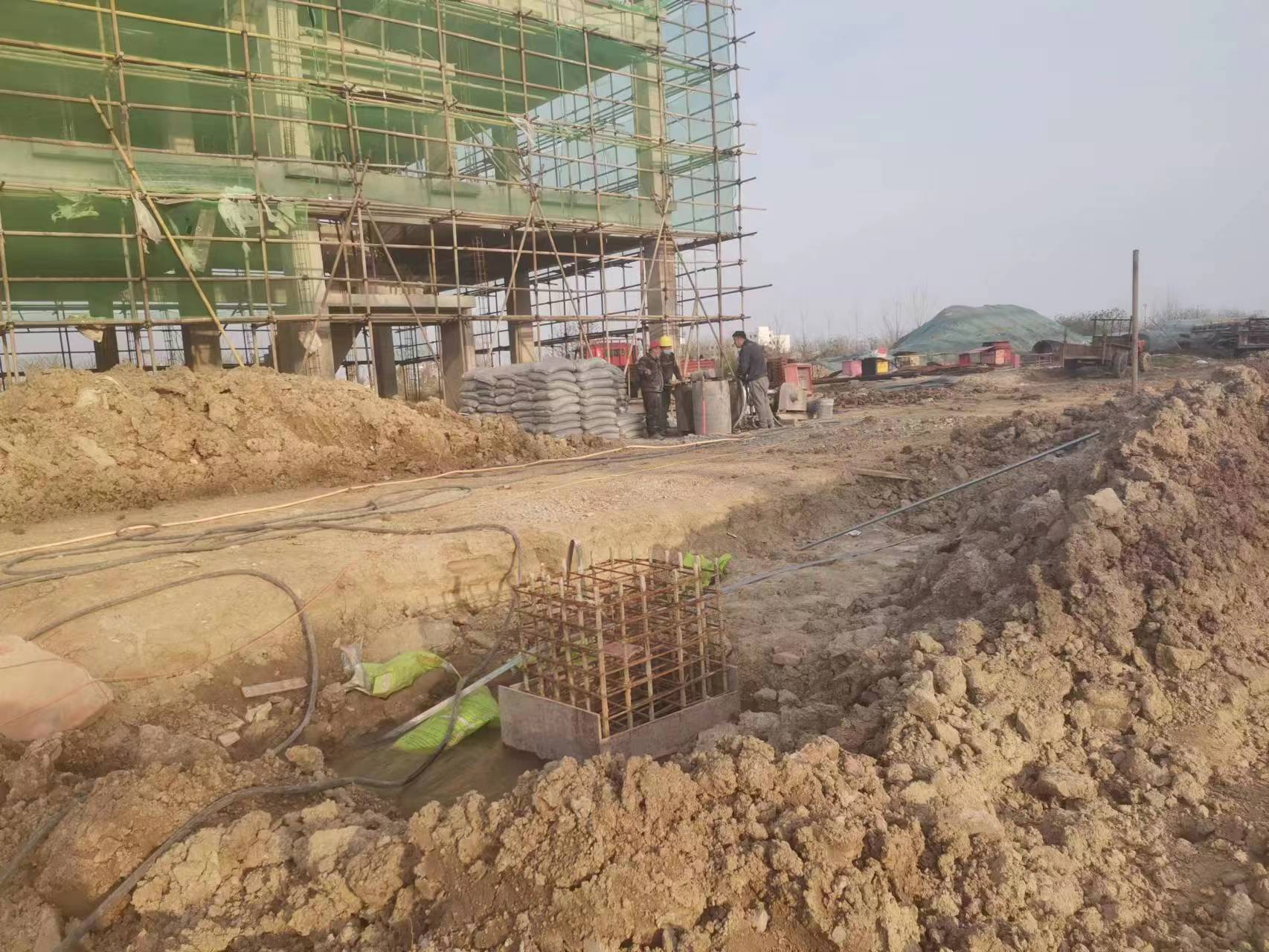 九合垸原种场当桥梁出现裂缝的时候应该及时加固修补